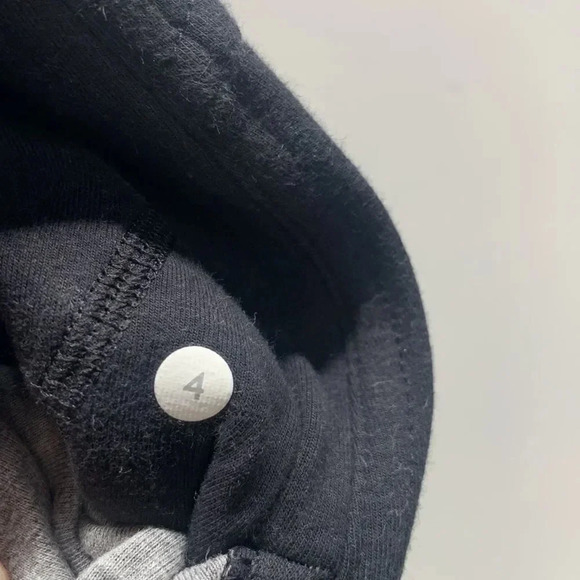 Lululemon Insculpt Vest Sleeveless Hooded Reversible Black Heathered Grey Size 4 - Picture 11 of 16